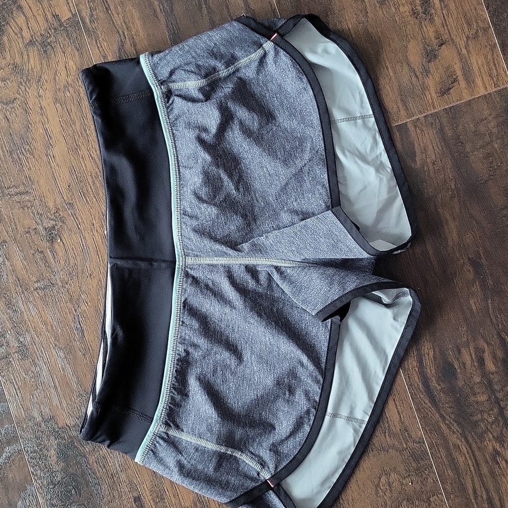 Lululemon speed shorts 4 way stretch 2.5"